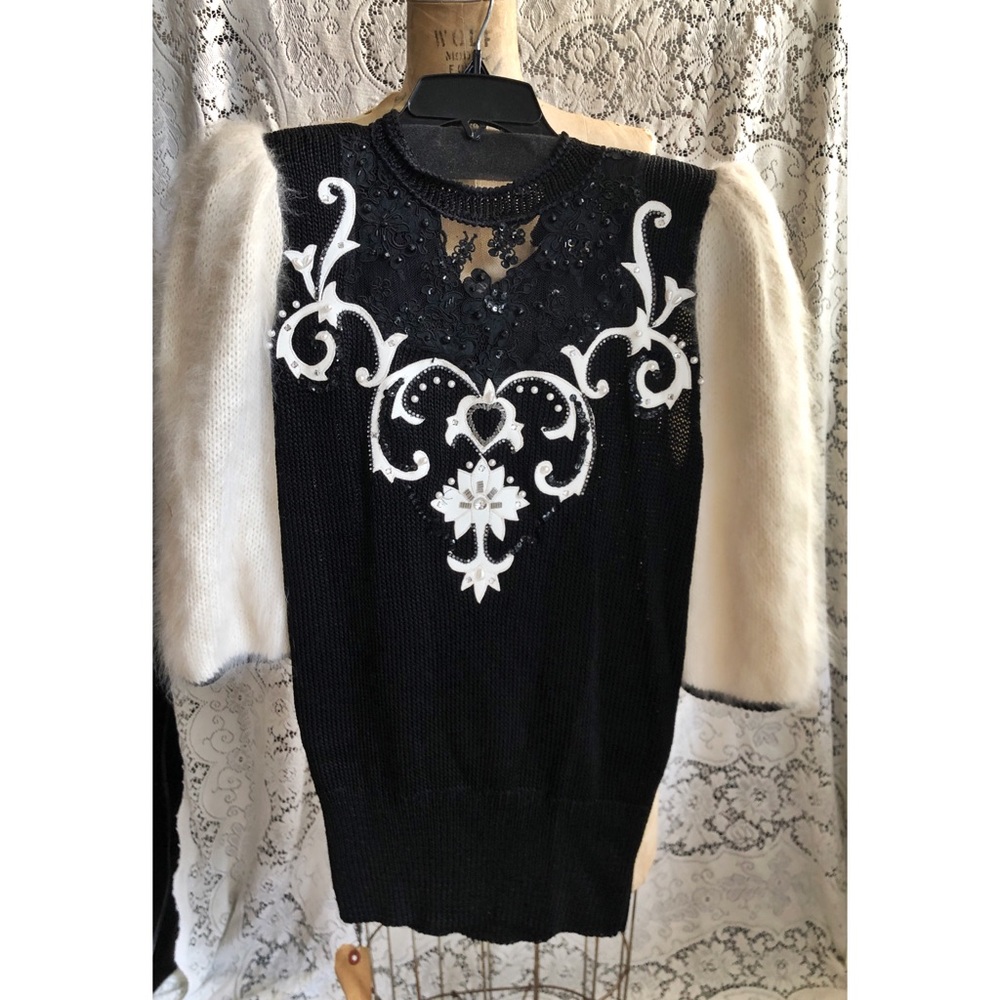 Vintage appliqué sweater.